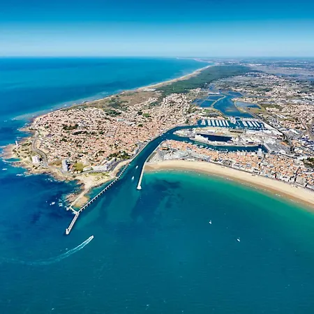 Face - 5 Pers. - Fr-1-92-965 * Les Sables-dʼOlonne